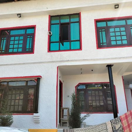 Sea Green Guest House Srinagar  Exterior photo